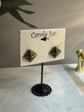 Gold Pyramid Stud Earrings - Textured Accent
